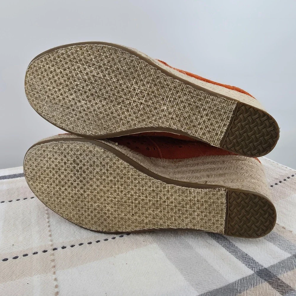 Toms desert wedge